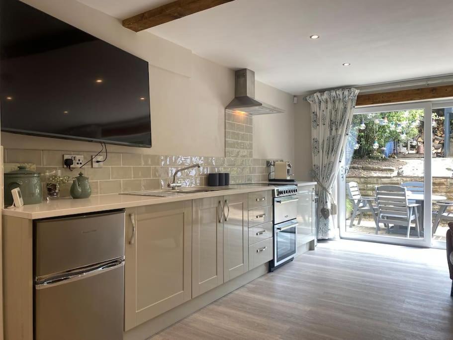 Beautiful 1 Bedroom Holiday Home In Lancaster Exterior foto